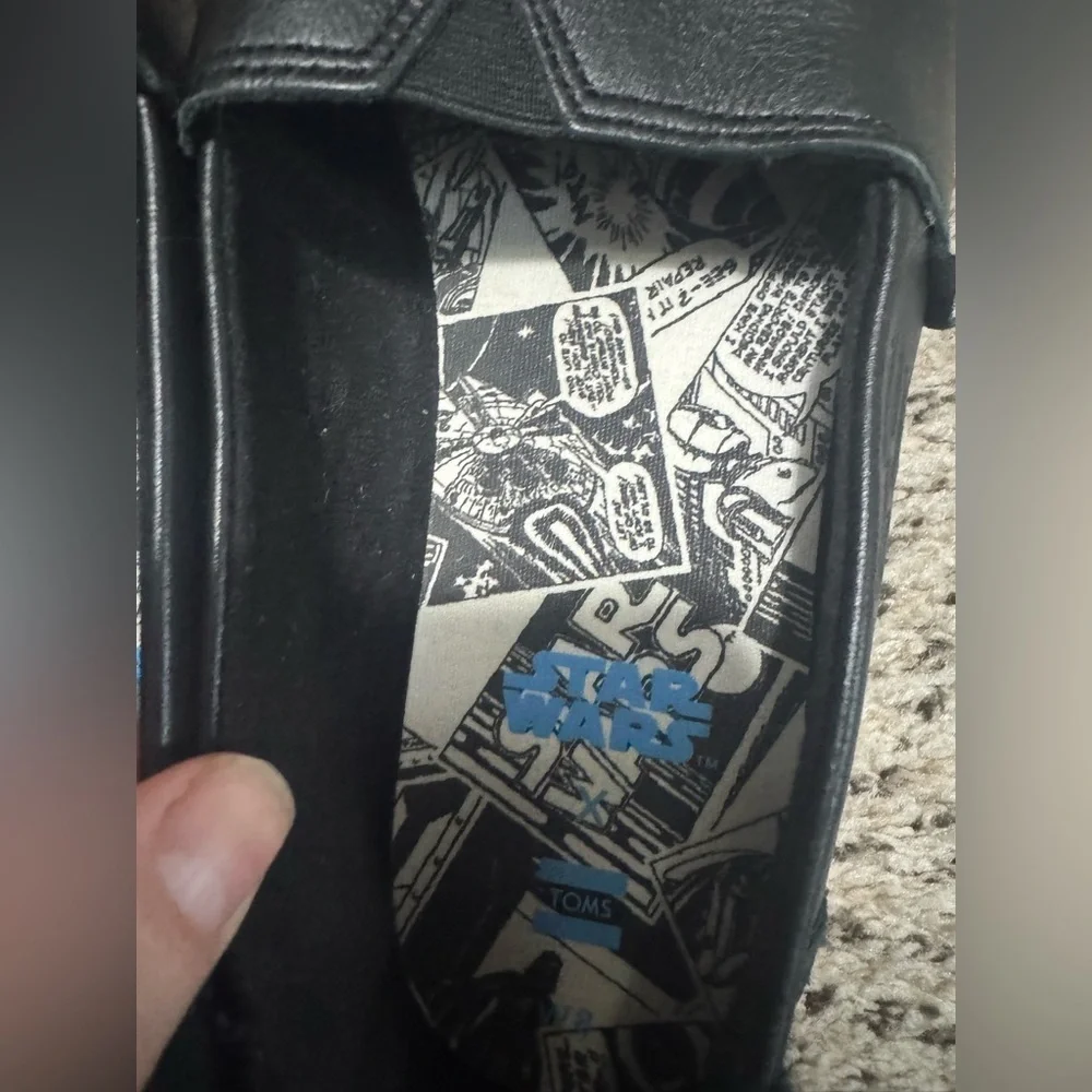 Tom’s Star Wars Black Slip-On Shoes dark side size 8